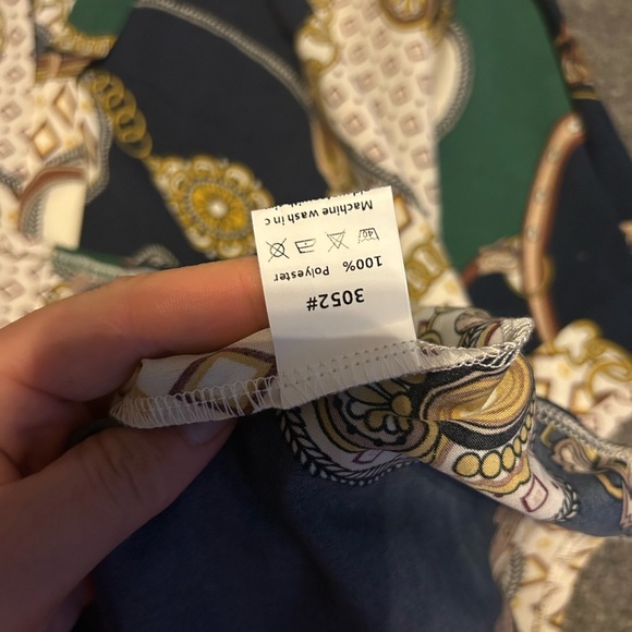 button up blouse - Picture 3 of 3